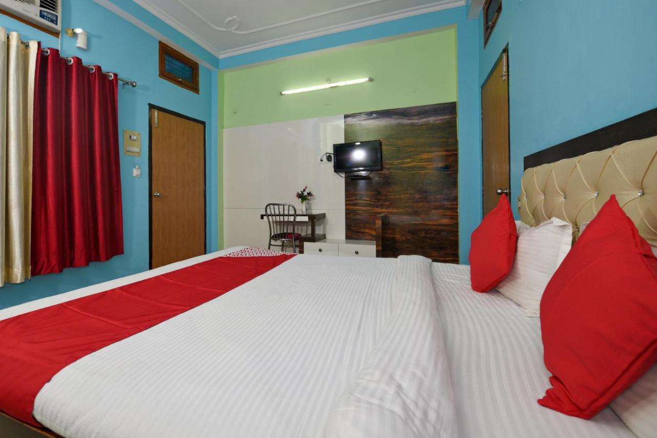 Oyo 4409 Hotel Chaitanya Inn Varanasi Exterior photo